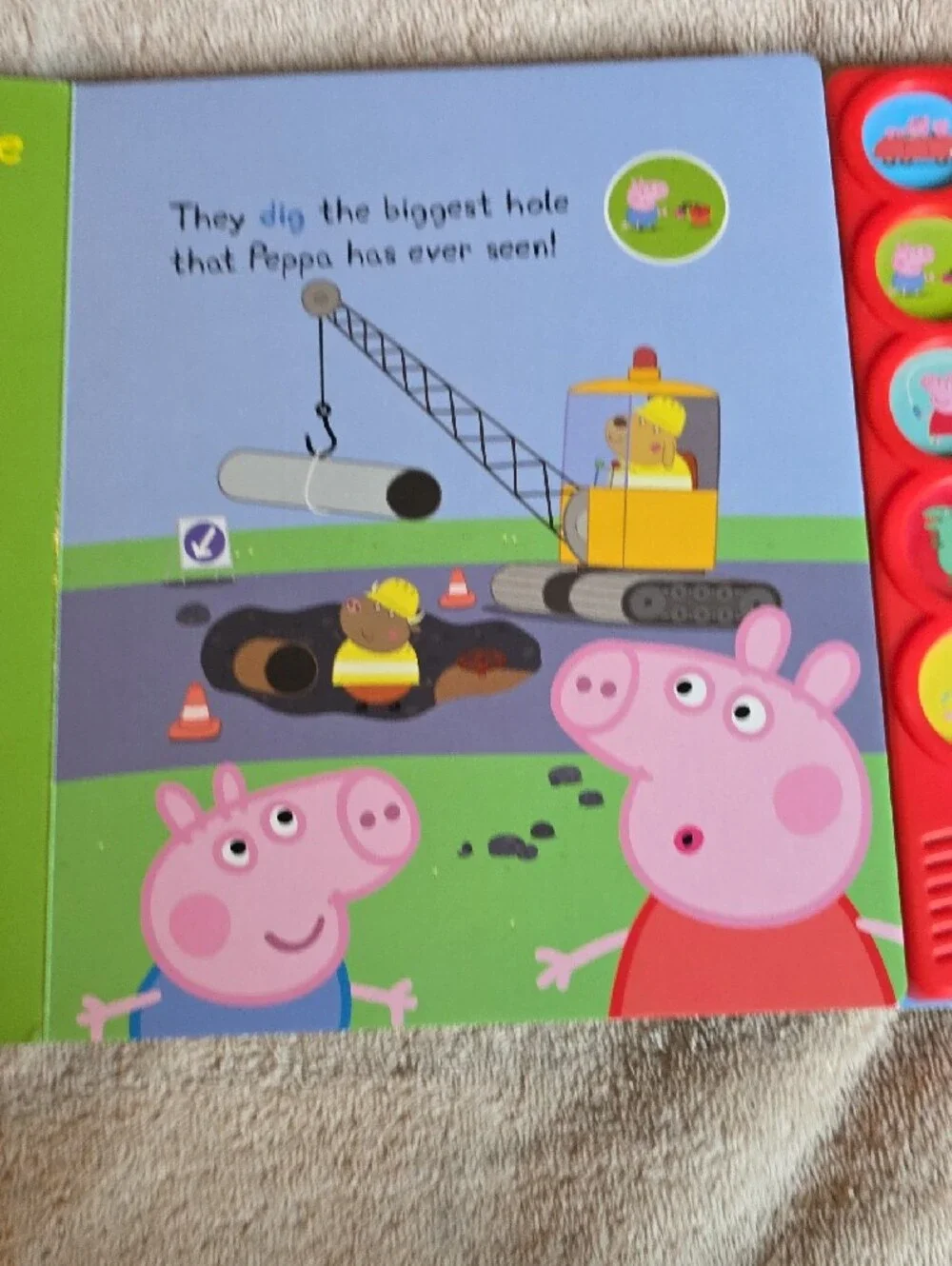 Peppa Pig Away We Go! Sound Book